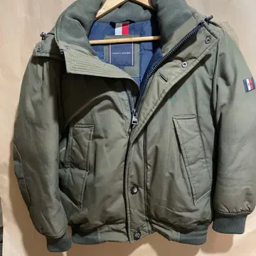 TOMMY HILFIGER 후드 탈부착 가능 다운 자켓 M 따뜻한!