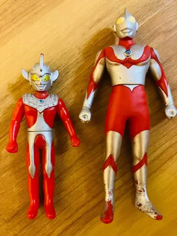 울트라맨 소프트 비닐 세트. 맨과 어린이 타로