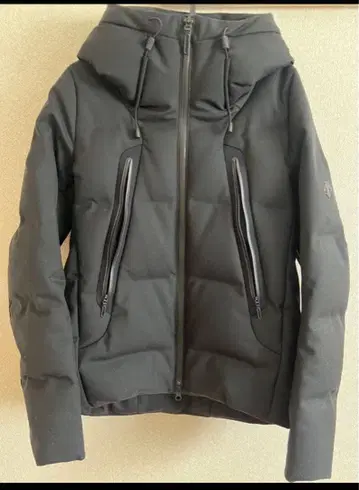 ALLTERRAIN 블랙 다운 자켓 후드 부착 S 사이즈