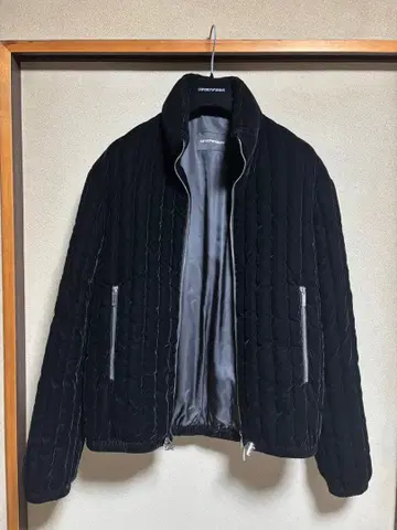 [새상품급] [EMPORIO ARMANI] 남성용 블랙 퀼팅 블루종