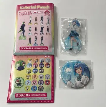 카라피치 패밀리마트 트레이딩 캔뱃지 아크릴 스탠드 루나 세트