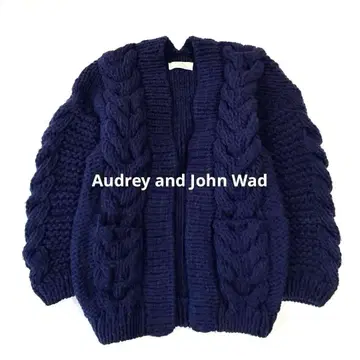 새상품급 핸드메이드 케이블 니트 가디건 네이비 페루제 큼직한 느낌