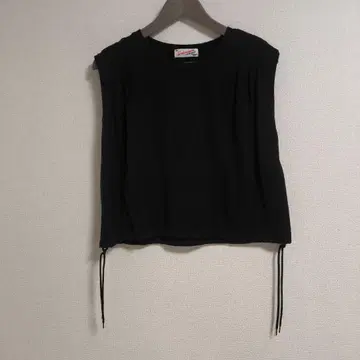 Spick and Span 블랙 T셔츠