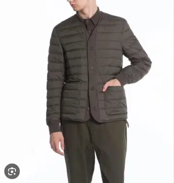 유니클로 u 울트라 라이트 다운 카키 L