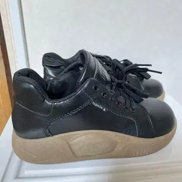 통굽 슬립온 하이컷 스니커즈