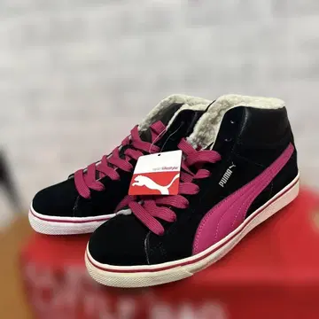 [미사용 하자품] PUMA 블랙/핑크 하이컷 스니커즈 스웨이드