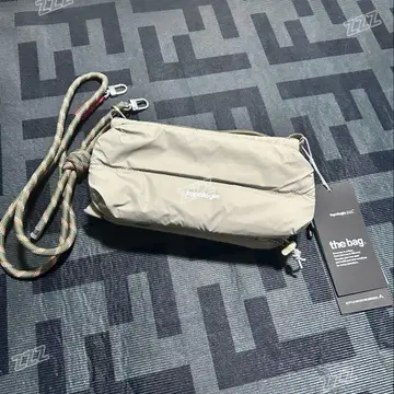 topologie 보틀 사코슈 (스트랩 포함)