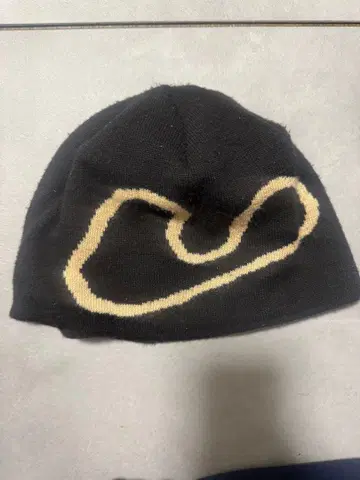 JIEDA 블랙 니트 모자 비니