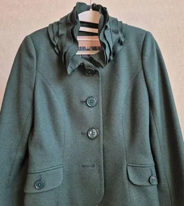 프릴 달린 캐주얼 자켓 다크 그린