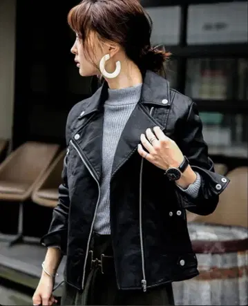 가죽 라이더스 더블 자켓 블랙 M 새상품급 RICHI GLAMOUR