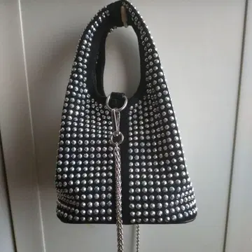 스터드 장식 블랙 파티 백