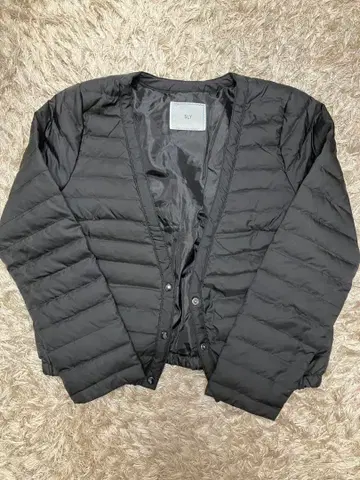 SLY 컴팩트 다운 수납 파우치 포함