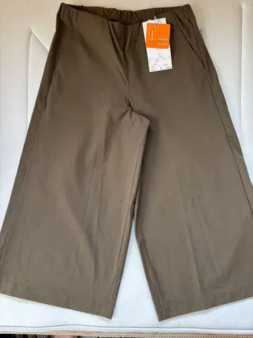 [ 새상품 ] 와코루 카르손 와이드 크롭 M 사이즈