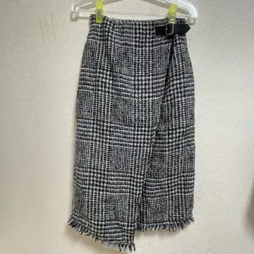 sly 트위드 랩스커트