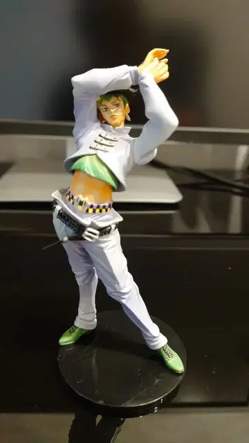 키시베 로한 피규어 15cm