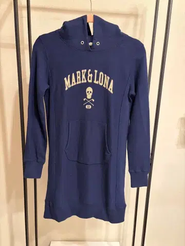 마크앤로나 맨투맨 원피스 후드티