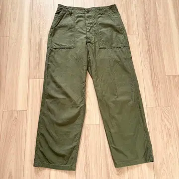 CIOTA 시오타 수빈 코튼 무라사키 백 새틴 베이커 팬츠 카키 5