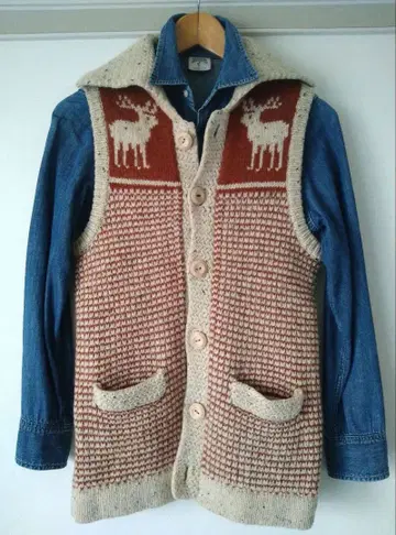 뷰티 앤 유스 코위찬 니트 베스트