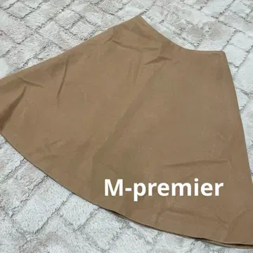 새상품급 M-premier 베이지 플레어 스커트 36