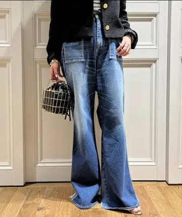 새상품 MUSE SURT 라이트 블루 베이커 데님 36