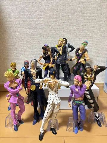 제일복권 죠죠의 기묘한 모험 5부 피규어 세트 13체