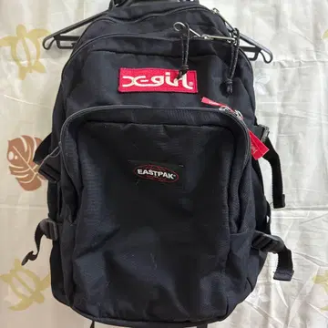 X걸 EASTPAK 콜라보 블랙 백팩