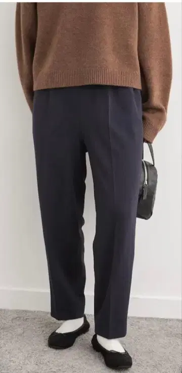 [어반 리서치 도어스] 컷 조젯 테이퍼드 팬츠 네이비 S