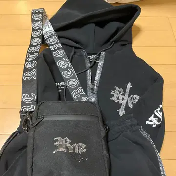 인기, 아담스 저글러의 셋업, 백 포함입니다. 신경 쓰이시면 댓글로