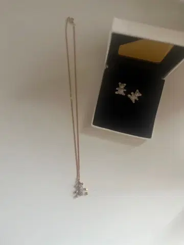 Swarovski 곰 모티브 목걸이 세트