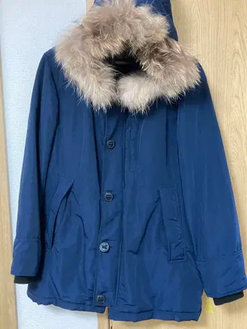 TK 네이비 퍼 포함 다운 자켓