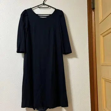 네이비 7부 소매 무릎 기장 원피스