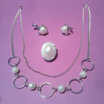 펄 조와 실버 조의 주얼리 세트