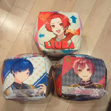 이레귤러즈 리우라 호토케 쇼토 나이코 이프 유스케 다이스형 쿠션 x 3개