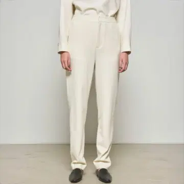 [ N.O.R.C ] 새상품급 스트레치 W 크로스 테이퍼드 팬츠 아이보리