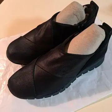 새상품 [ fitfit ] 히비야 V컷 미라인 블랙