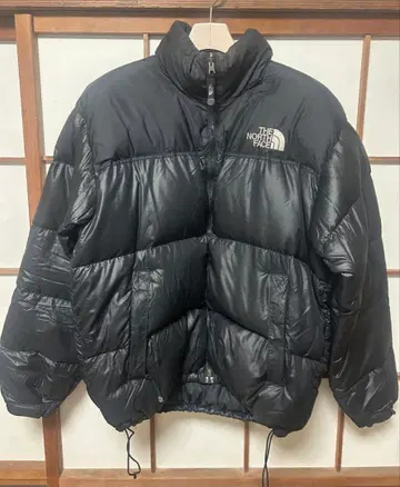 THE NORTH FACE 블랙 다운 자켓 눕시 700