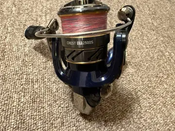 Crest LT 2500S 스피닝 릴 네이비