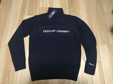 DOUCUS+DESIGN 네이비 터틀넥 스웨터