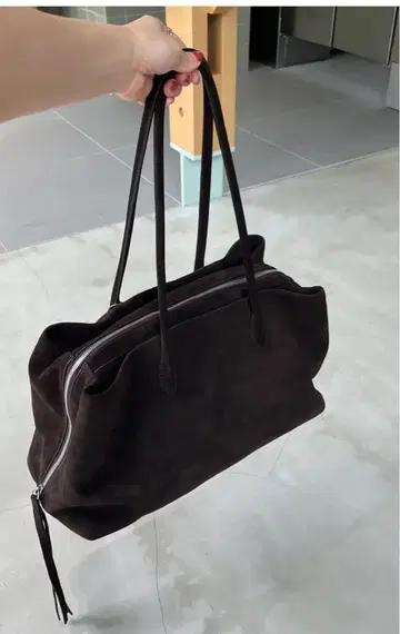 A.subjjject 다크 브라운 스웨이드 토트백