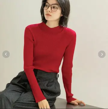 [거의 미사용] OPAQUE.CLIP 하이넥 리브 니트 레드