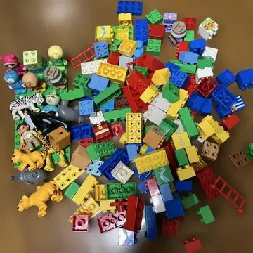 LEGO 블록과 피규어 세트