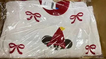 릴린린 스웨터 미사용 미개봉 새상품 디즈니 크리스마스 2025 빨간색