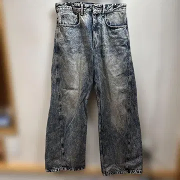 WYM 빈티지 워시드 커브드 데님 M 사이즈