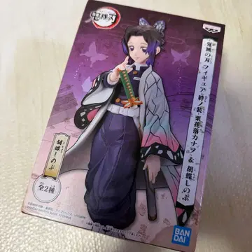 귀멸의 칼날 코쵸우 시노부 피규어