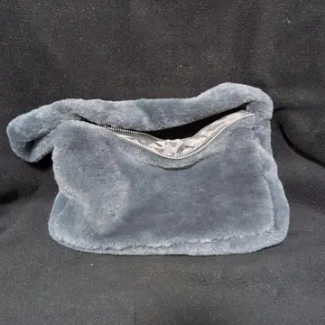 그레이 퍼 핸드백 지퍼 포함