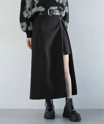 HARE 모듬 내로우 ZIP 스커트