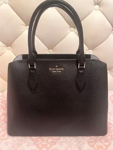미사용 새상품 kate spade 케이트 스페이드 다아시 미디엄 새첼