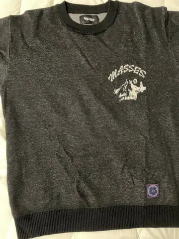 MASSES x m&m 니트입니다.