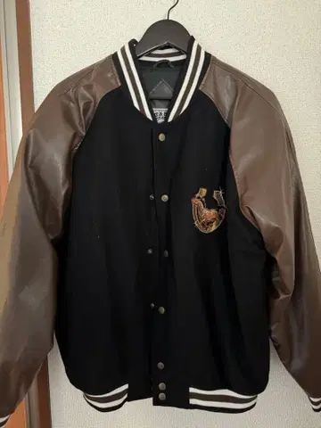 STEVE & BARRY'S 바시티 자켓 블랙/브라운