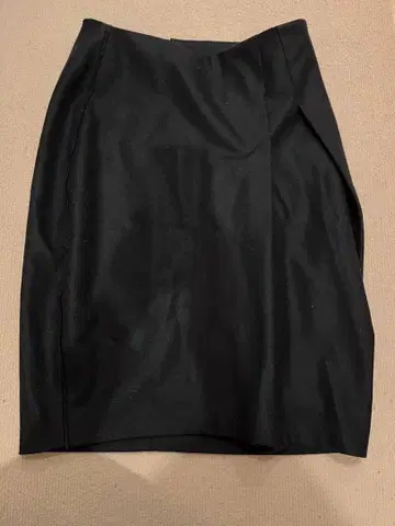 질샌더 훌렁 타이트 스커트 블랙 L